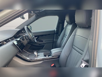 Used Land Rover Range Rover Evoque 2025 for sale - 77935117: Photo