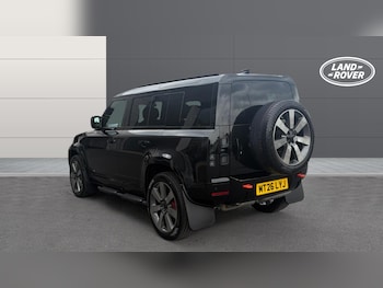 Used Land Rover Defender 2026 for sale - 79407955: Photo