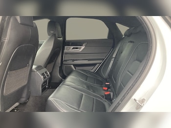 Used Jaguar XF 2020 for sale - 76625603: Photo