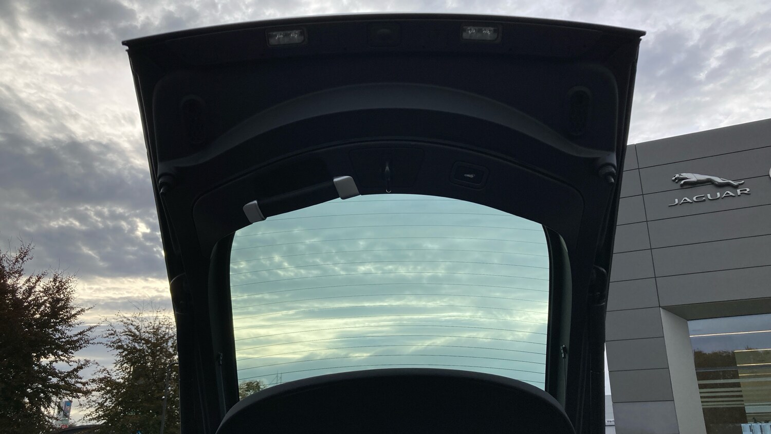 Used Jaguar F-Type 2022 for sale - 76618488: Photo 27