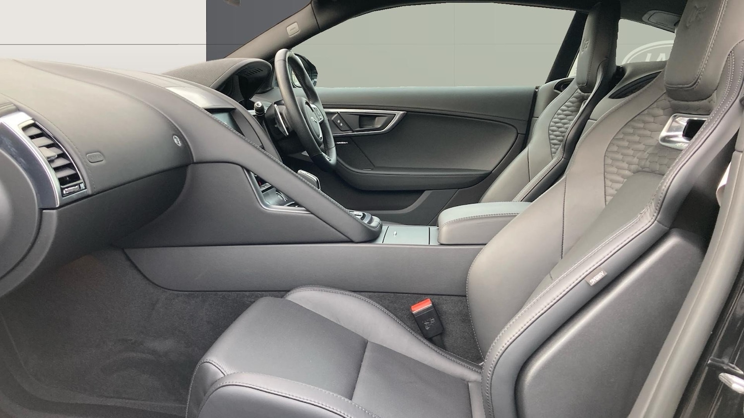 Used Jaguar F-Type 2022 for sale - 76618488: Photo 3