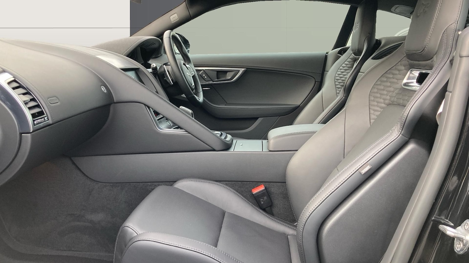 Used Jaguar F-Type 2022 for sale - 76618488: Photo 4