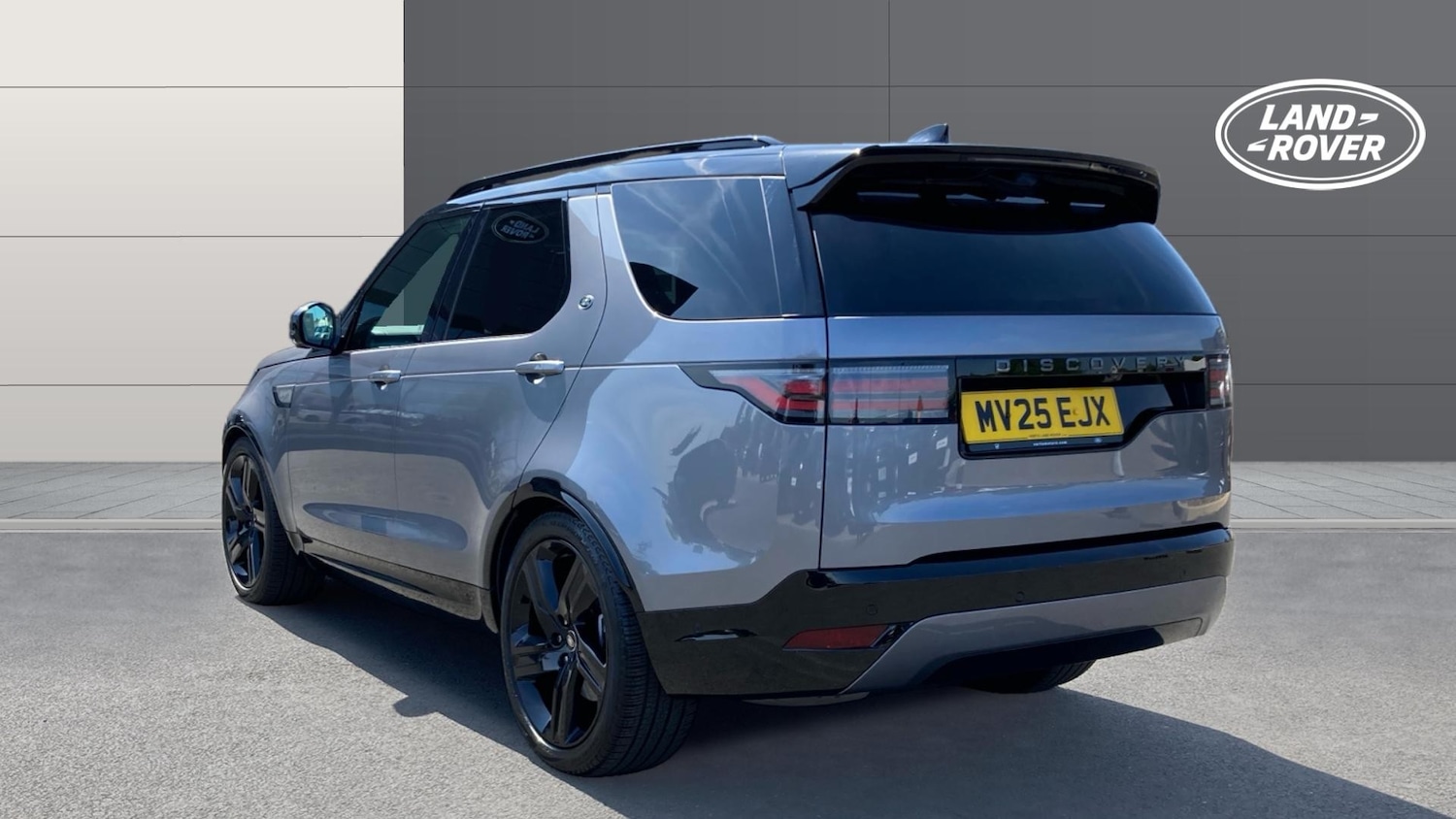 Used Land Rover Discovery 2025 for sale - 76209213: Photo 2