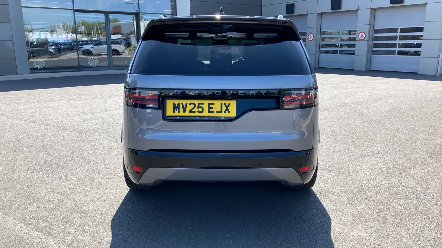 Used Land Rover Discovery 2025 for sale - 76209213: Photo 39