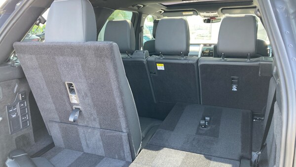 Used Land Rover Discovery 2025 for sale - 76209213: Photo 42