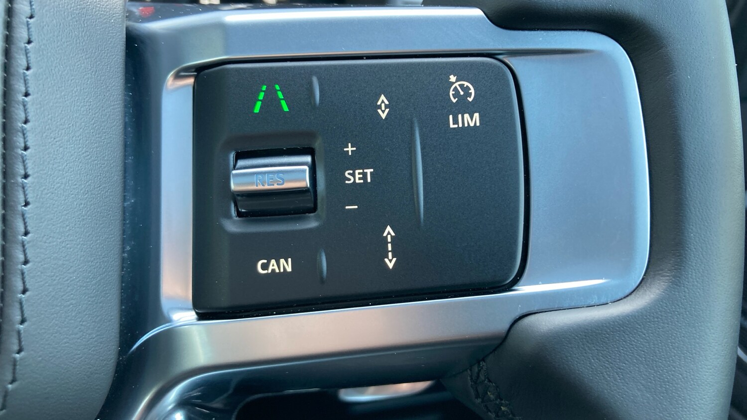 Used Land Rover Discovery 2025 for sale - 76209213: Photo 45