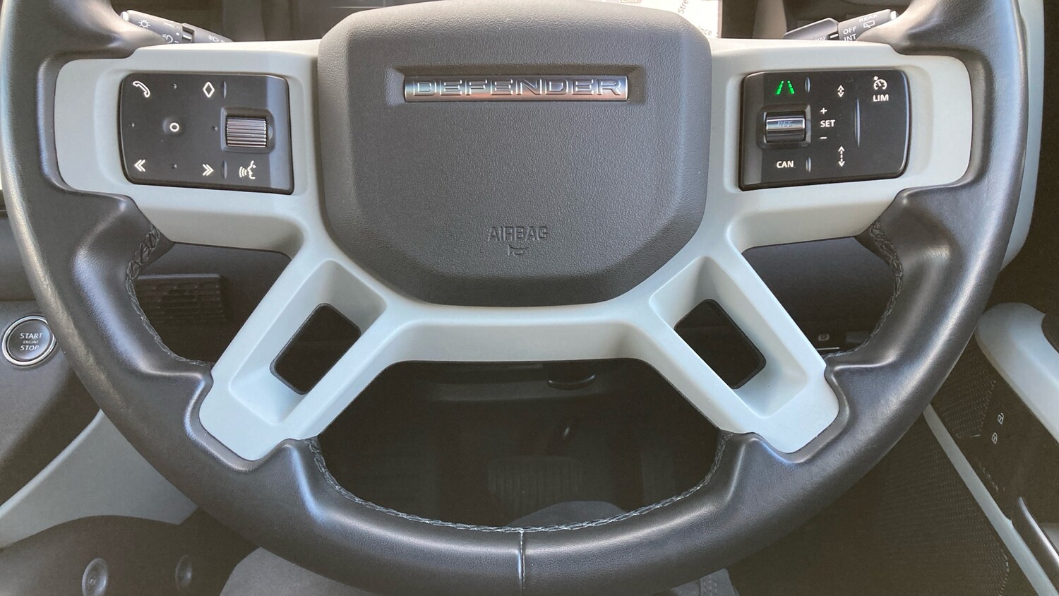 Used Land Rover Defender 2022 for sale - 76580630: Photo 44