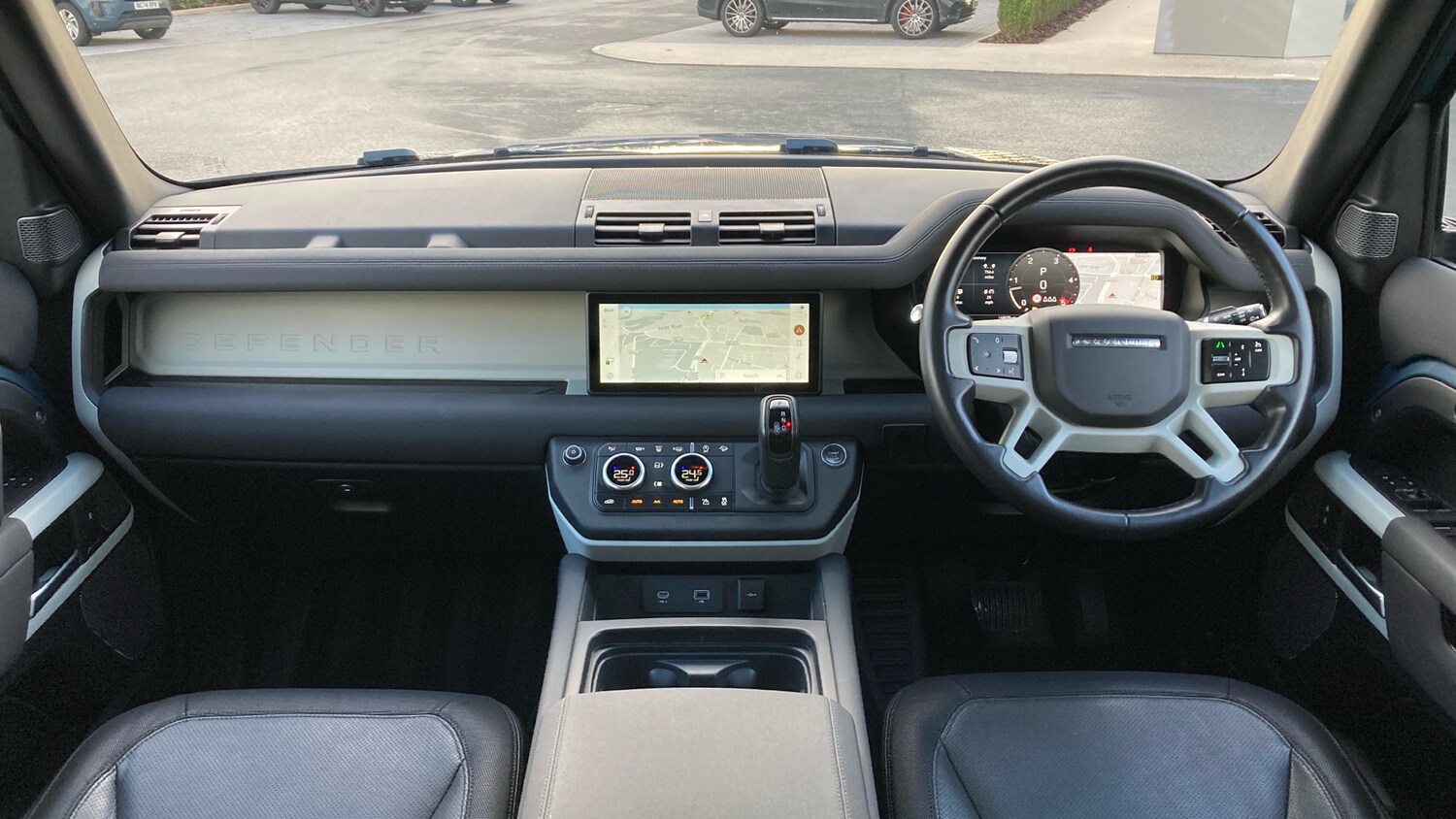 Used Land Rover Defender 2022 for sale - 76580630: Photo 9