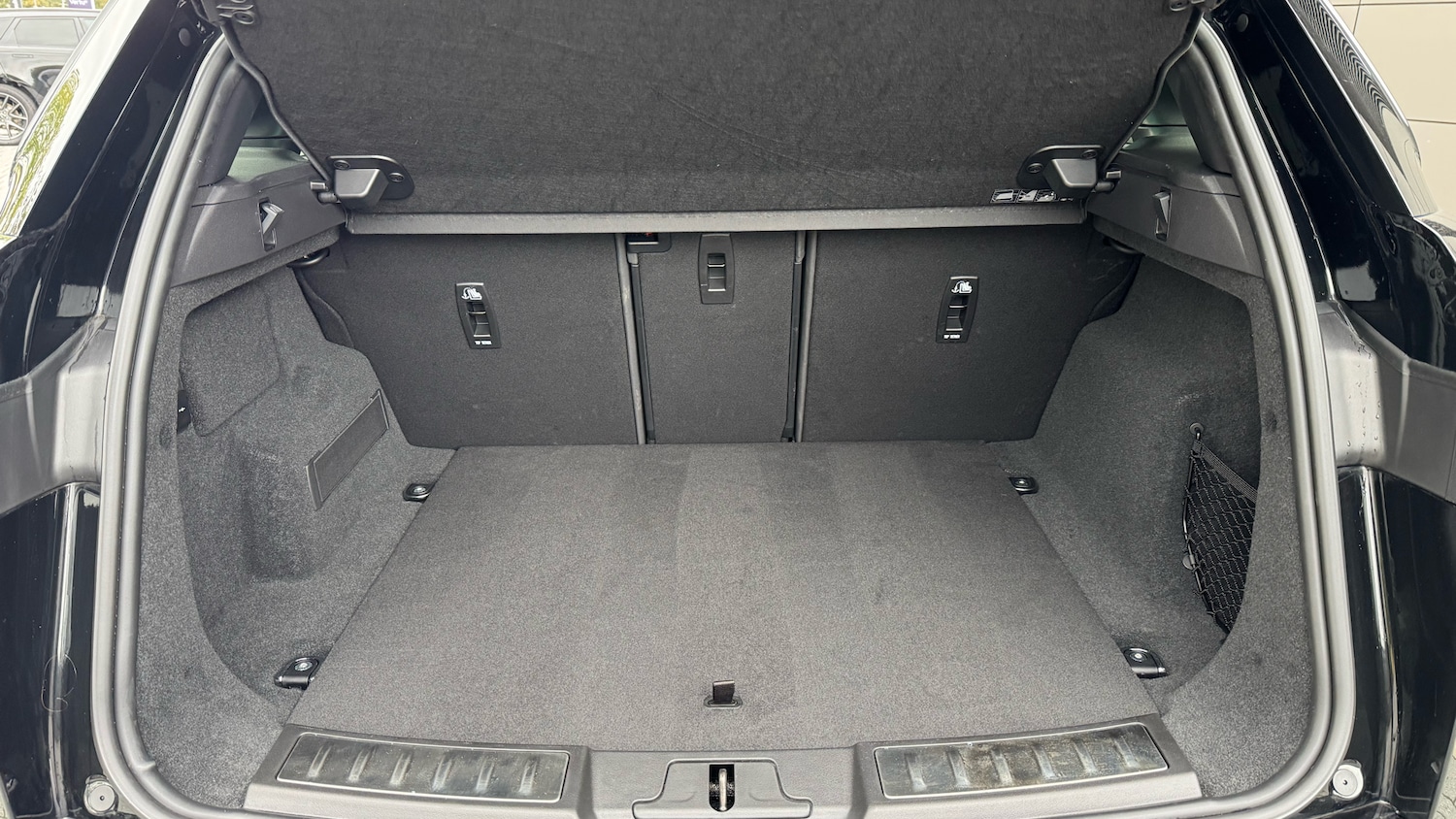 Used Land Rover Range Rover Evoque 2025 for sale - 77326711: Photo 10