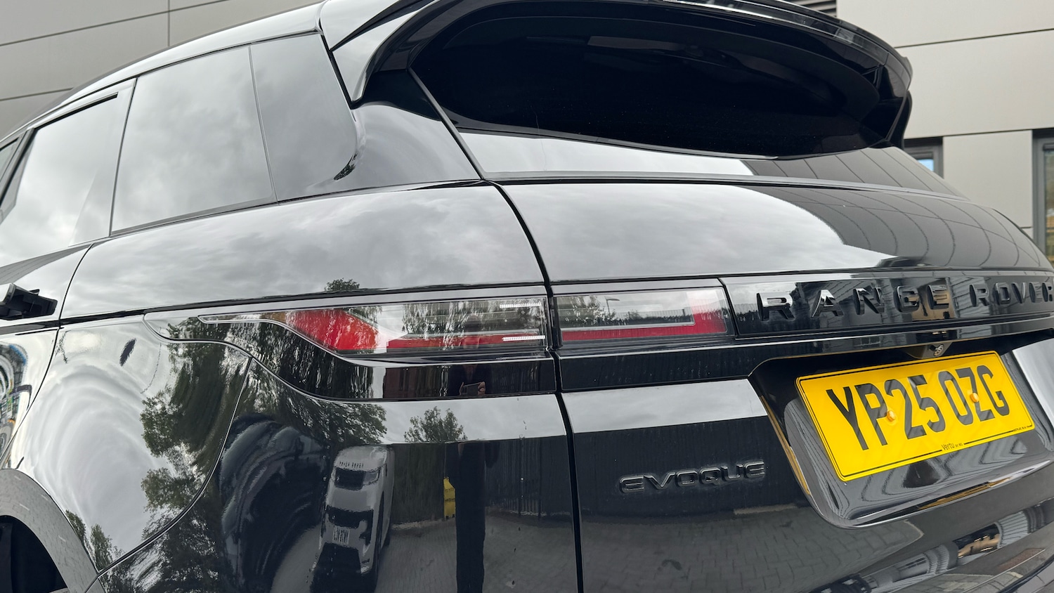 Used Land Rover Range Rover Evoque 2025 for sale - 77326711: Photo 19