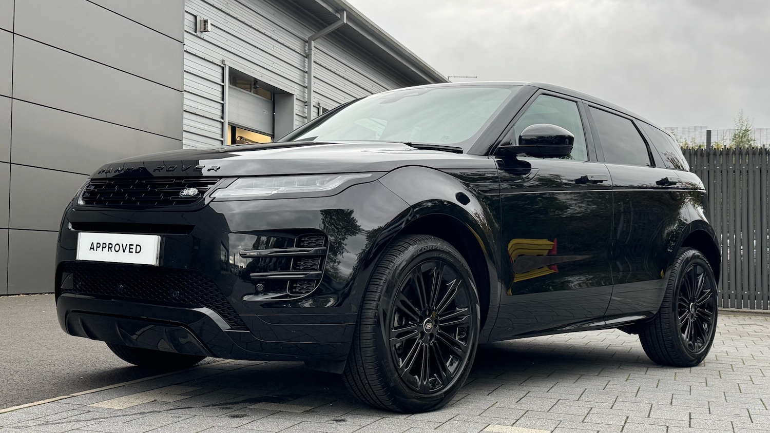 Used Land Rover Range Rover Evoque 2025 for sale - 77326711: Photo 24