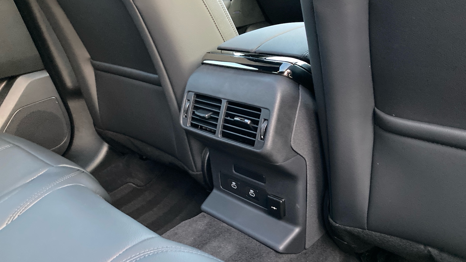 Used Land Rover Range Rover Velar 2025 for sale - 77450245: Photo 18