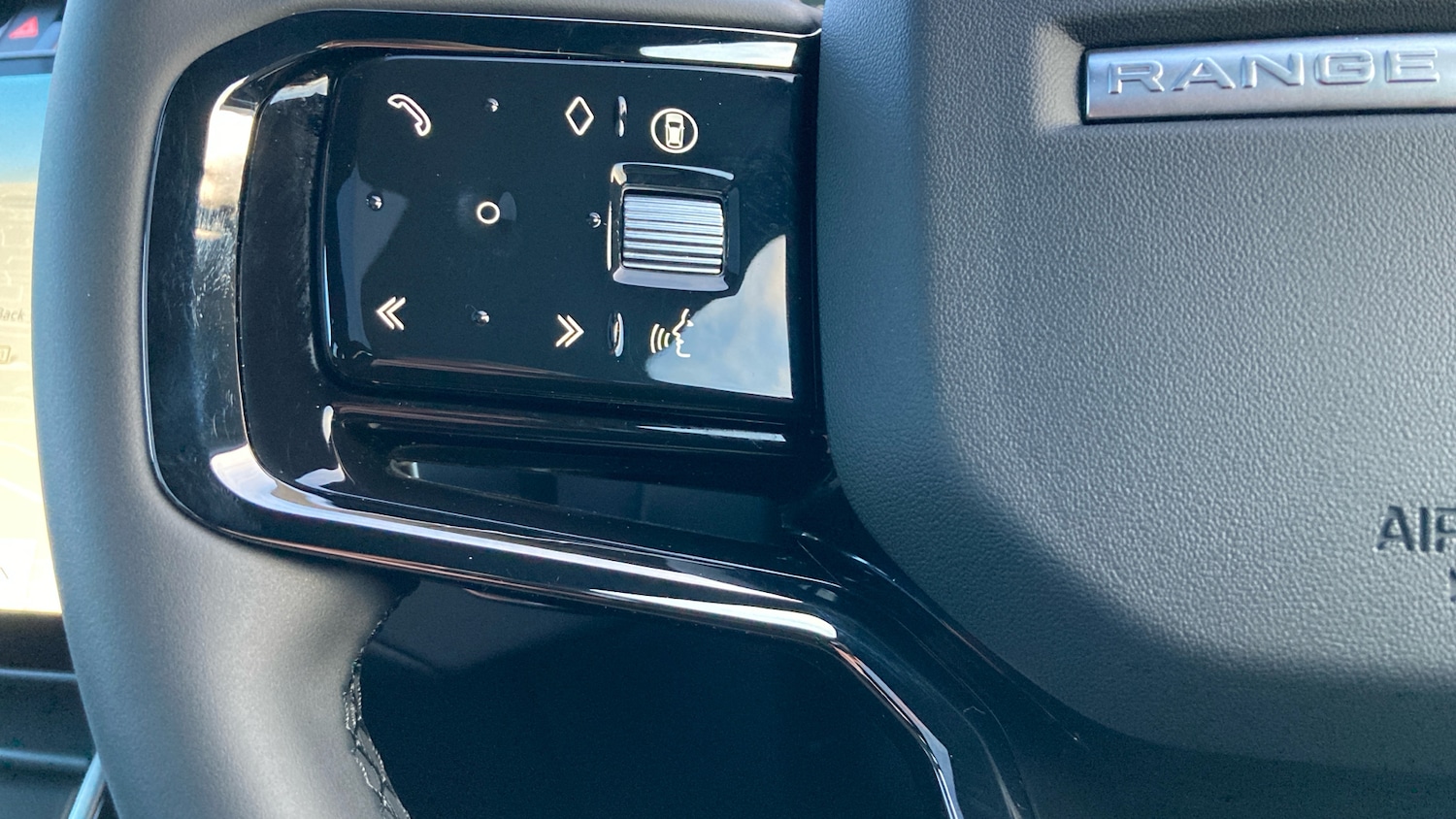 Used Land Rover Range Rover Velar 2025 for sale - 77450245: Photo 43