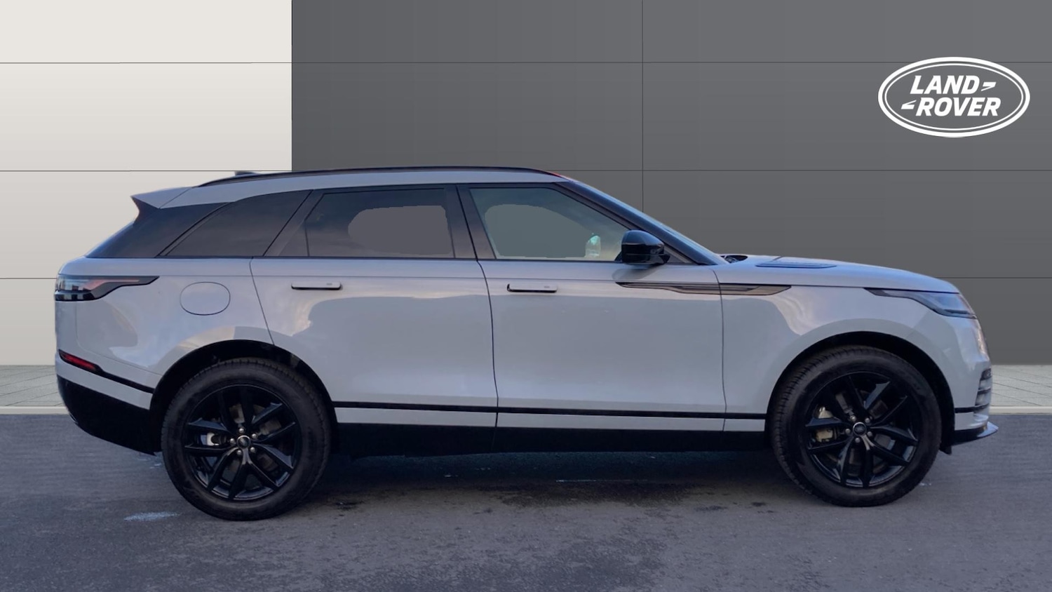 Used Land Rover Range Rover Velar 2025 for sale - 77450245: Photo 5