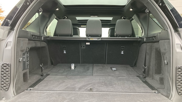Used Land Rover Discovery 2025 for sale - 76302096: Photo 10
