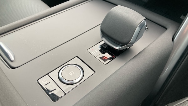 Used Land Rover Discovery 2025 for sale - 76302096: Photo 13