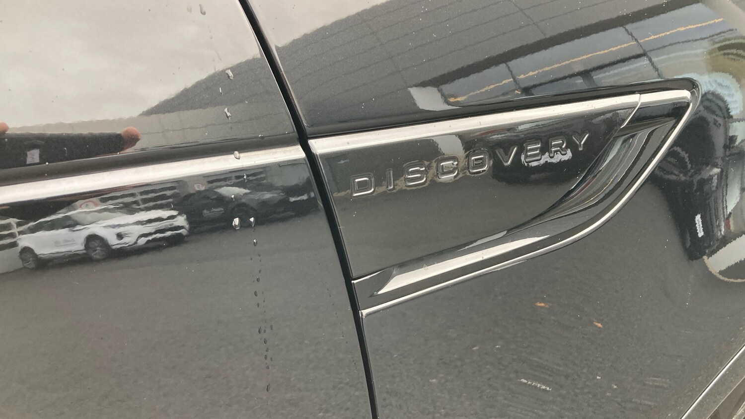 Used Land Rover Discovery 2025 for sale - 76302096: Photo 24