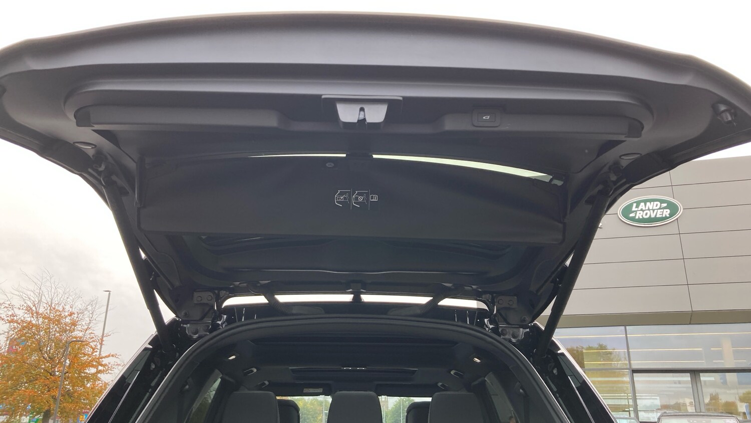 Used Land Rover Discovery 2025 for sale - 76302096: Photo 27