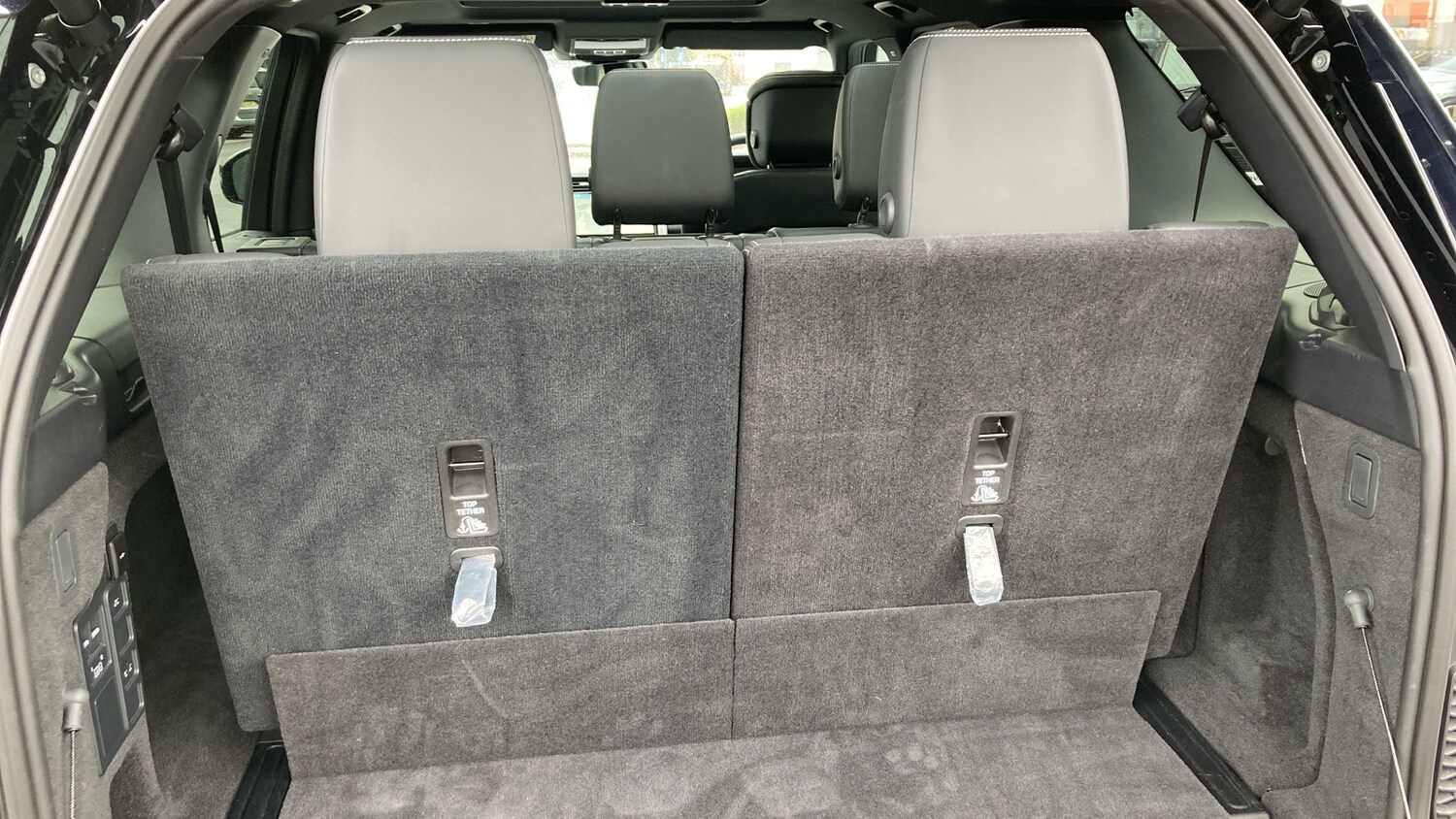 Used Land Rover Discovery 2025 for sale - 76302096: Photo 42