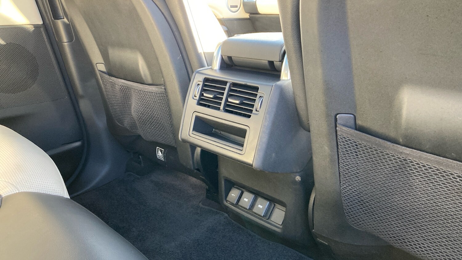 Used Land Rover Discovery 2023 for sale - 76557255: Photo 18