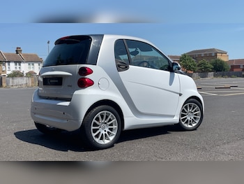 Used smart fortwo 2011 for sale - 79094111: Photo