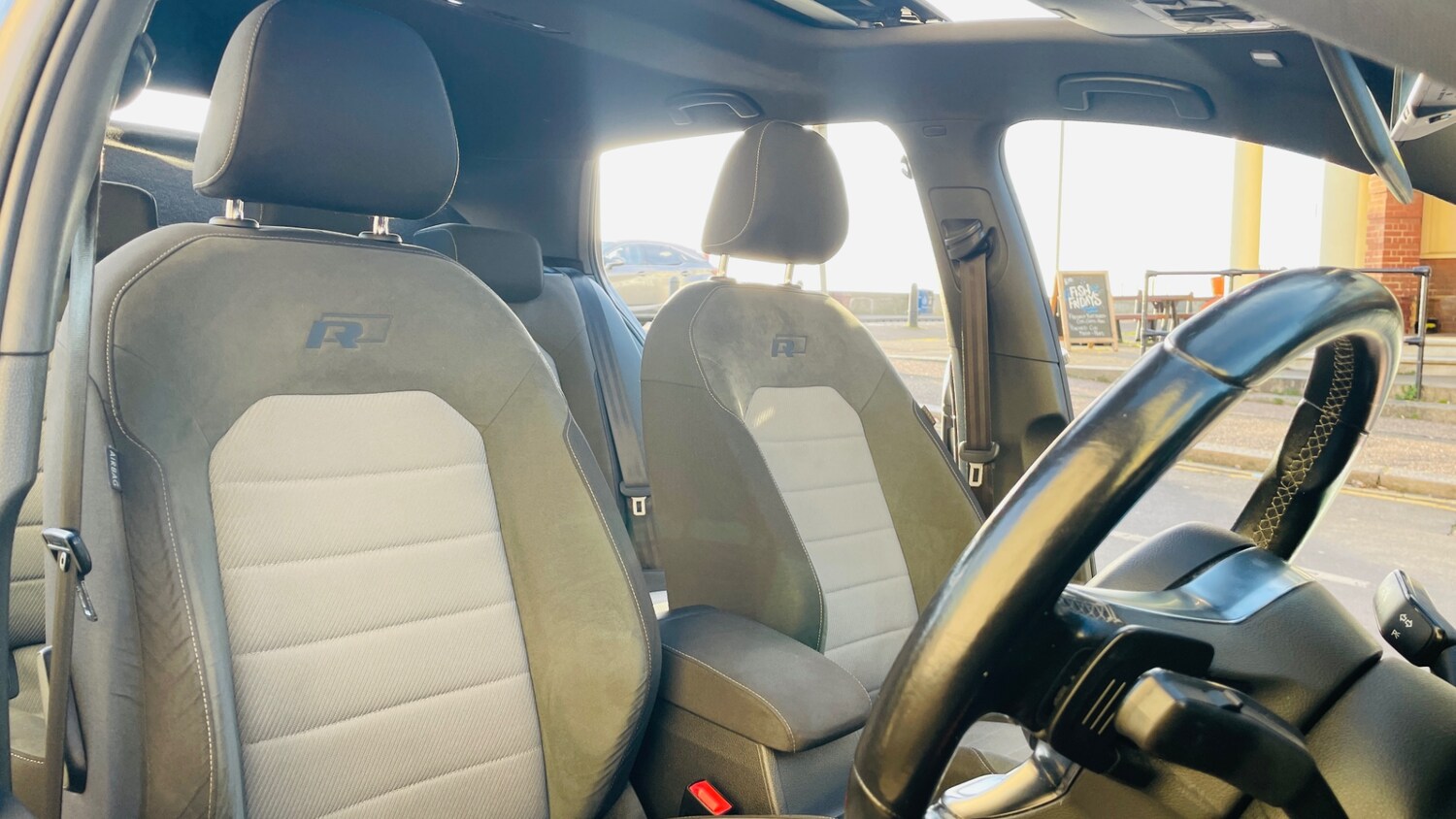 Used Volkswagen Golf 2016 for sale - 77201739: Photo 25