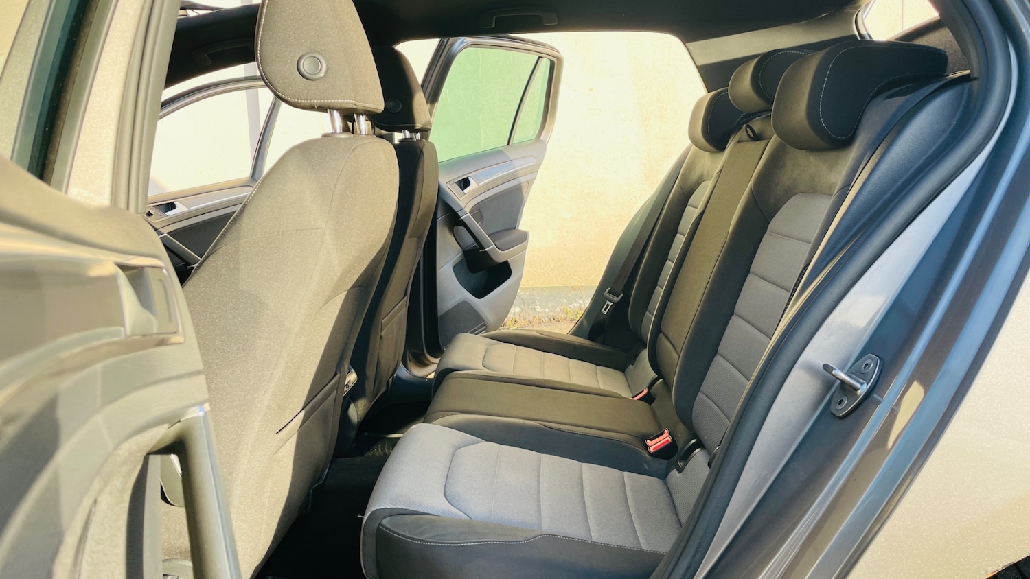 Used Volkswagen Golf 2016 for sale - 77201739: Photo 36