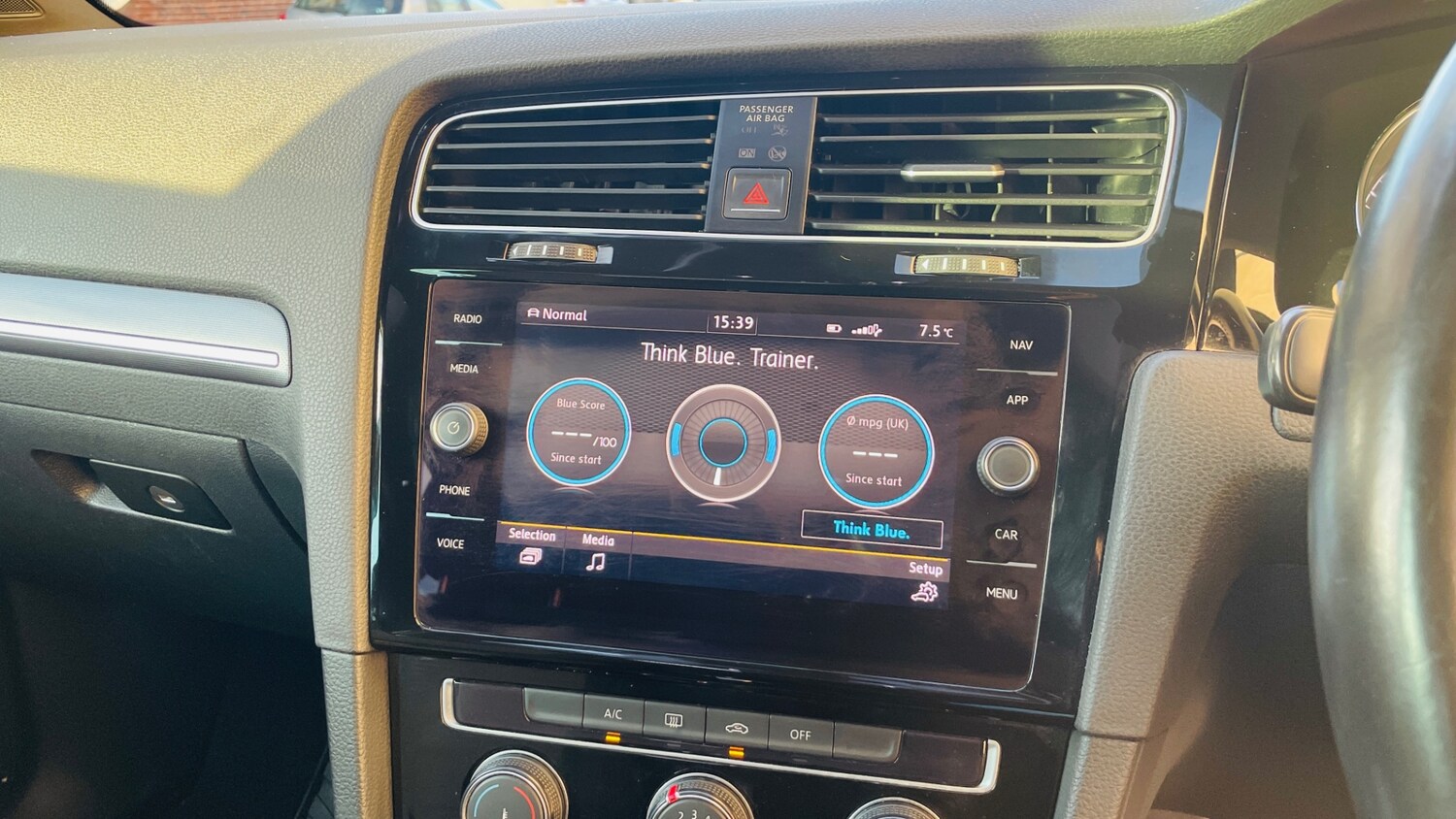 Used Volkswagen Golf 2016 for sale - 77201739: Photo 55