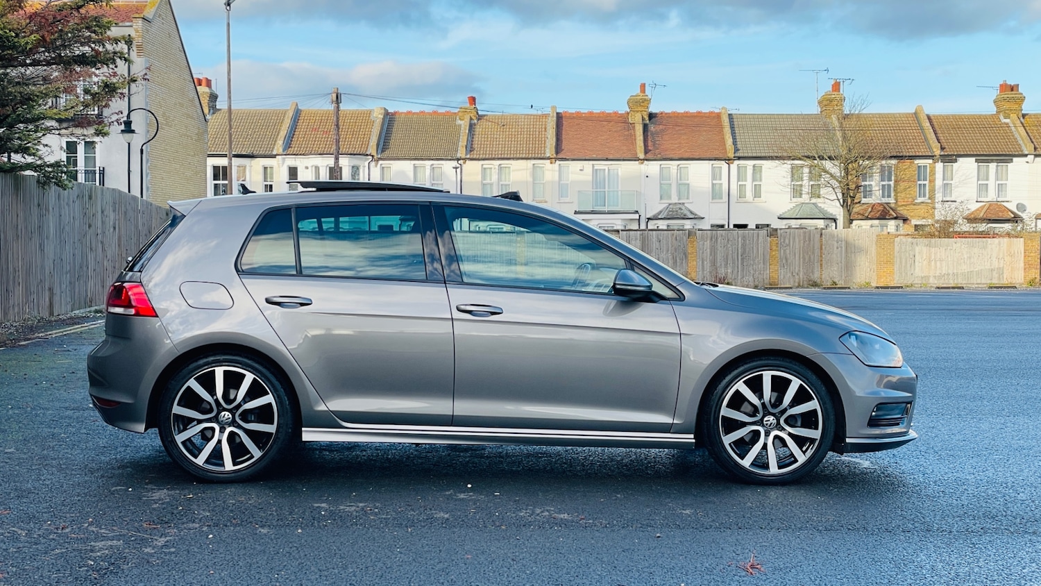 Used Volkswagen Golf 2016 for sale - 77201739: Photo 6