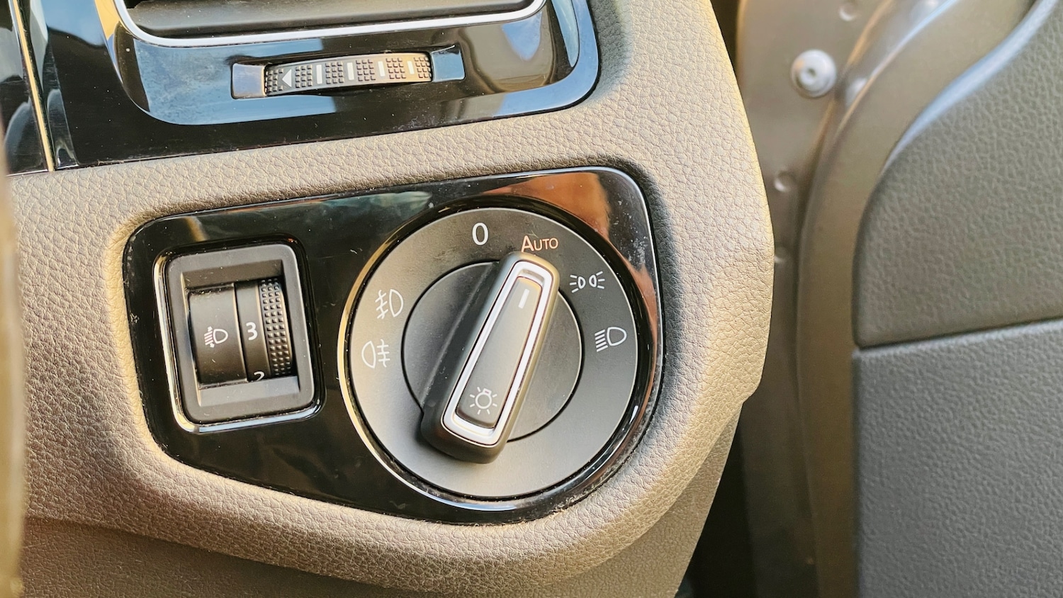 Used Volkswagen Golf 2016 for sale - 77201739: Photo 60