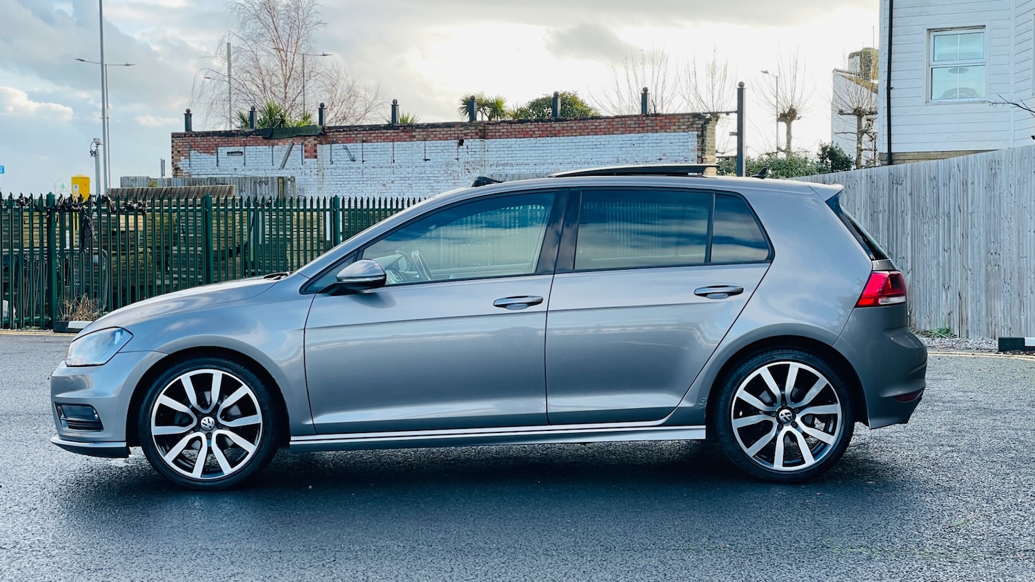 Used Volkswagen Golf 2016 for sale - 77201739: Photo 7