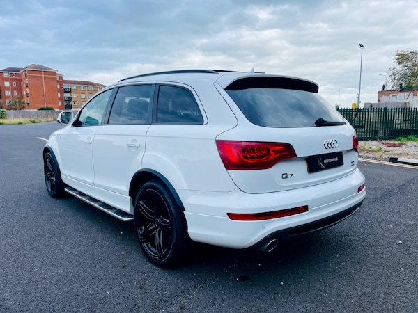 Used Audi Q7 2011 for sale - 76172738: Photo 11