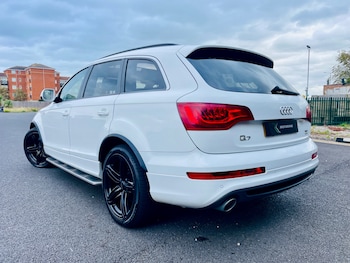 Used Audi Q7 2011 for sale - 76172738: Photo 2