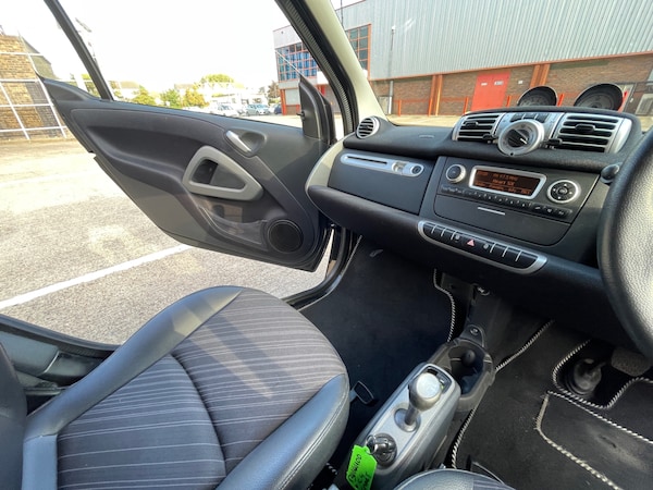 Used smart fortwo 2014 for sale - 75569469: Photo 24
