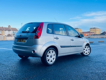 Used Ford Fiesta 2006 for sale - 76807729: Photo