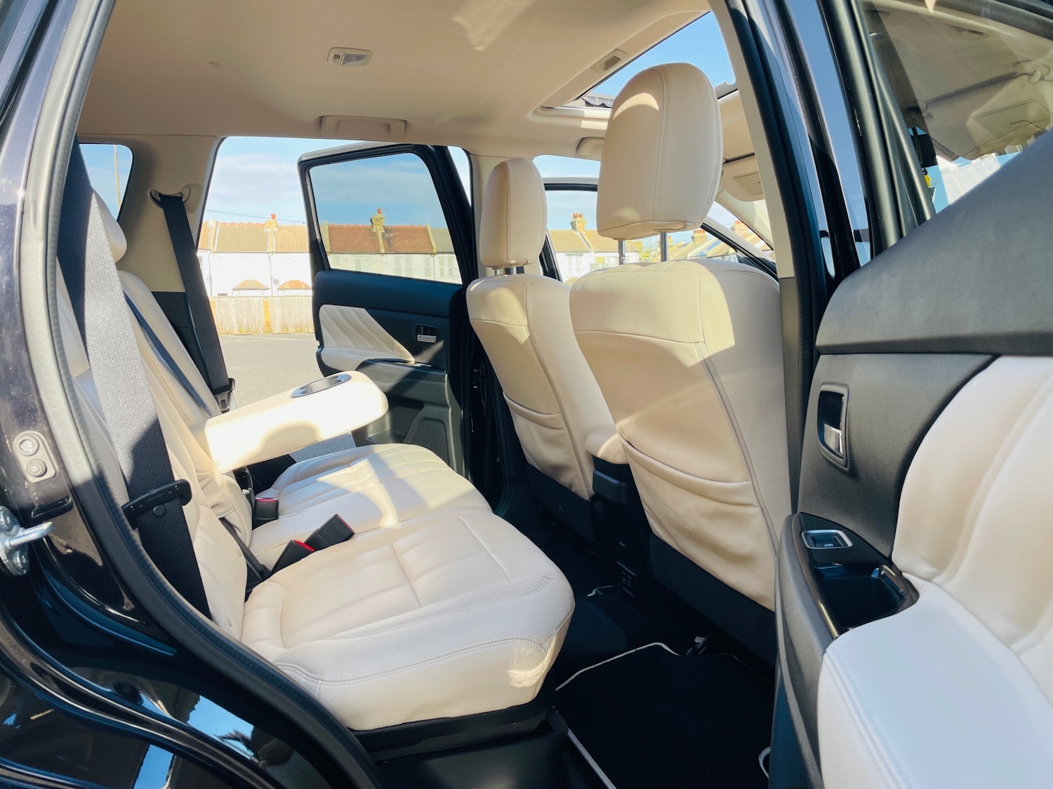 Used Mitsubishi Outlander 2016 for sale - 76618253: Photo 31