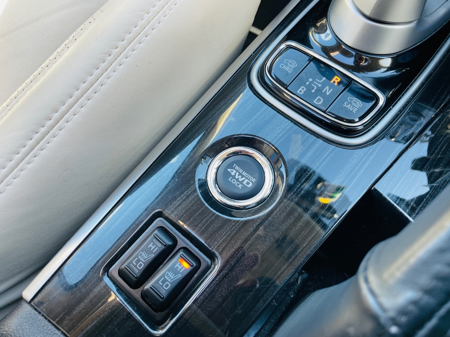 Used Mitsubishi Outlander 2016 for sale - 76618253: Photo 52