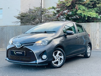 Used Toyota Yaris 2015 for sale - 75925722: Photo