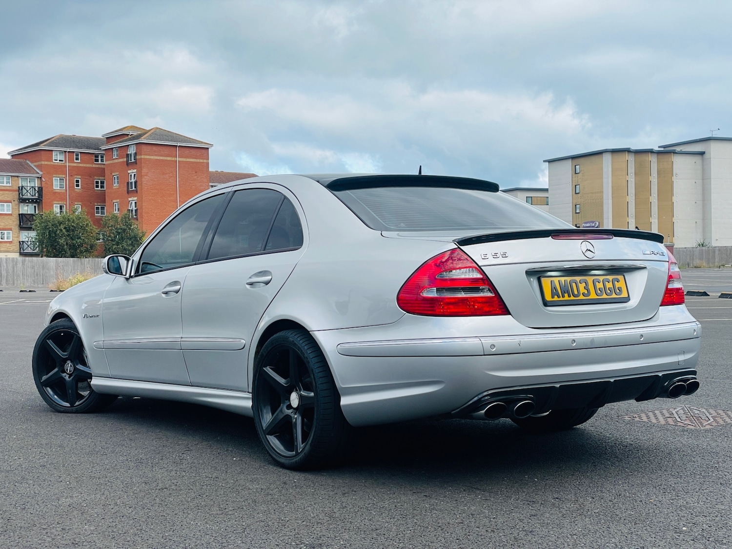 Used Mercedes-Benz E Class 2003 for sale - 76249985: Photo 2