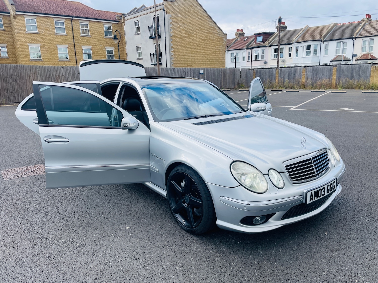 Used Mercedes-Benz E Class 2003 for sale - 76249985: Photo 21