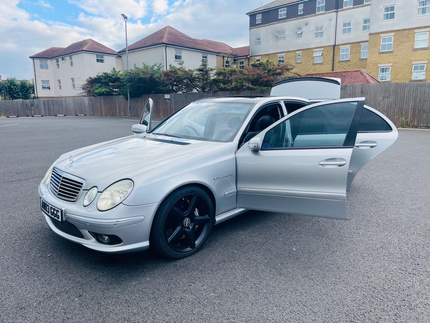 Used Mercedes-Benz E Class 2003 for sale - 76249985: Photo 23