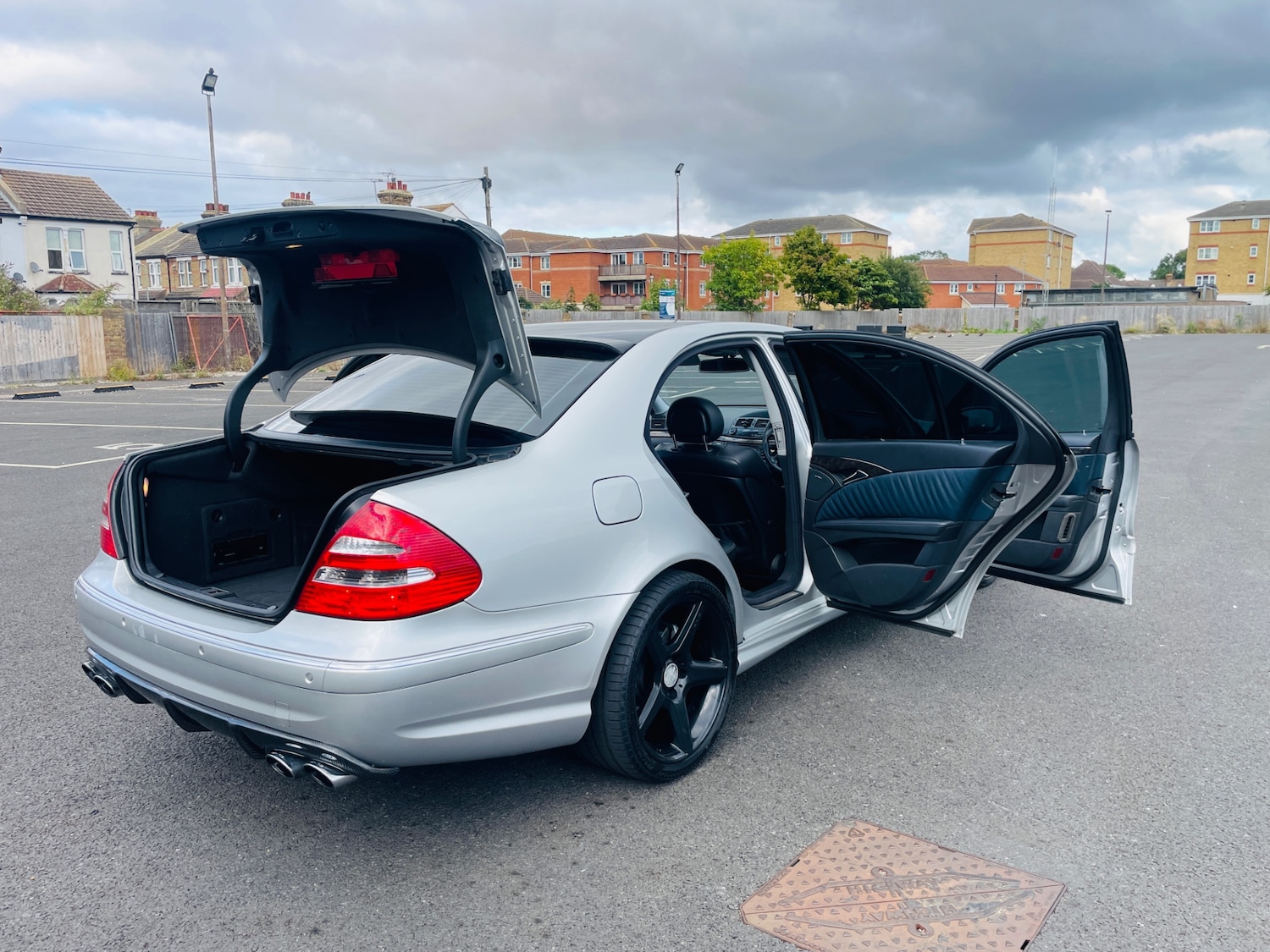 Used Mercedes-Benz E Class 2003 for sale - 76249985: Photo 26