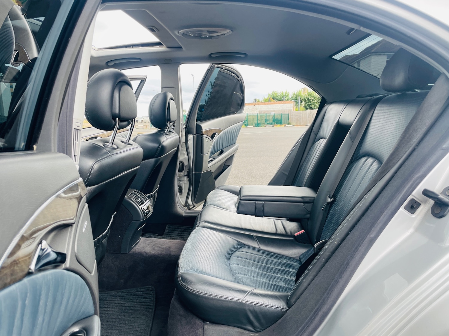 Used Mercedes-Benz E Class 2003 for sale - 76249985: Photo 39