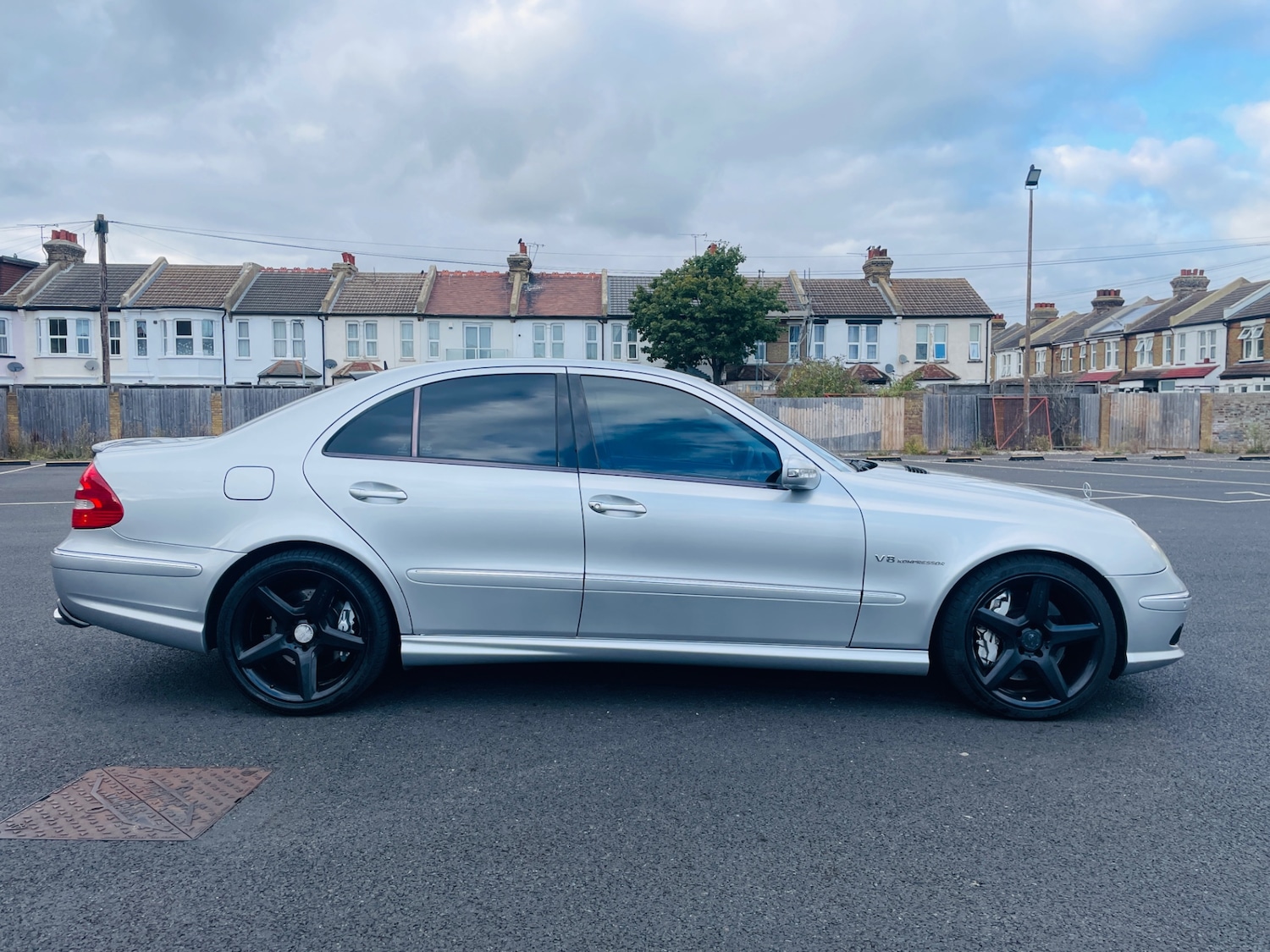 Used Mercedes-Benz E Class 2003 for sale - 76249985: Photo 5