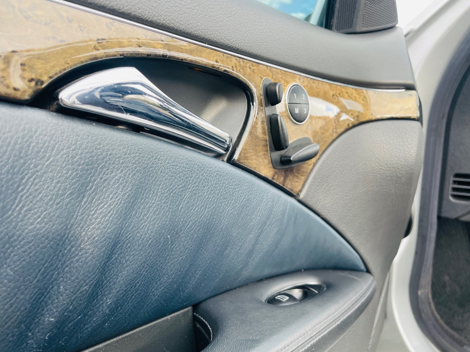 Used Mercedes-Benz E Class 2003 for sale - 76249985: Photo 56