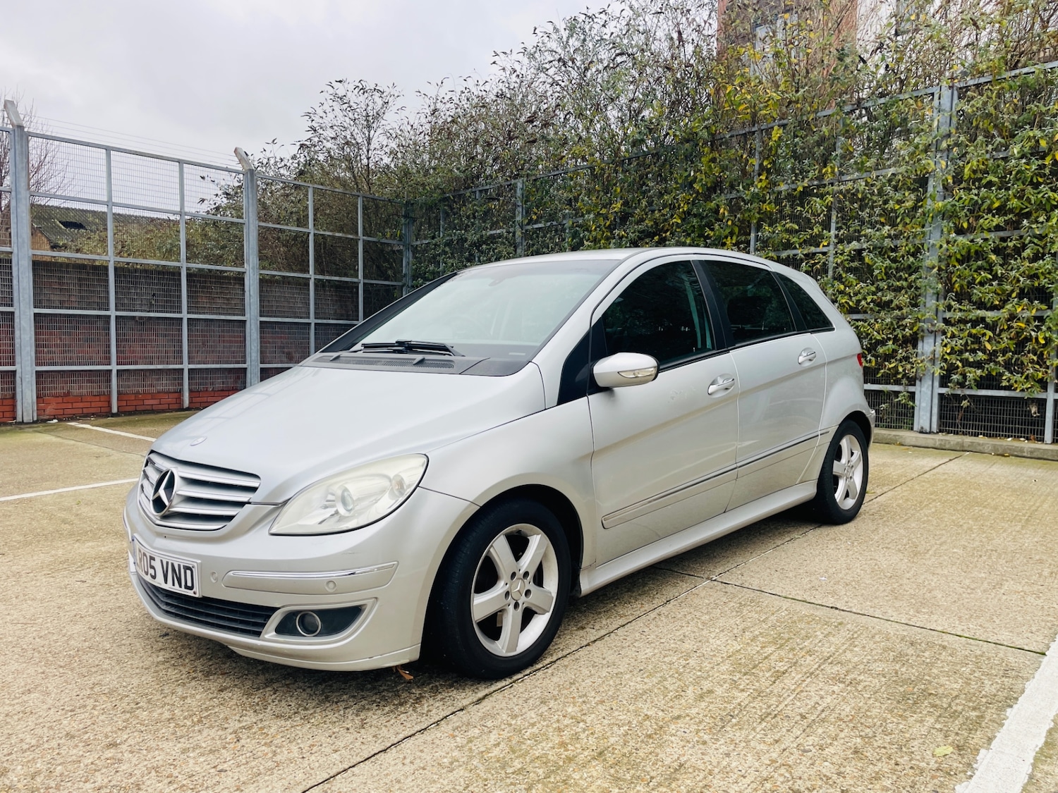 Used Mercedes-Benz B Class 2005 for sale - 77562978: Photo 3