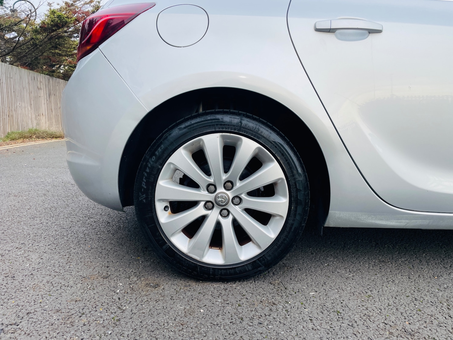 Used Vauxhall Astra 2011 for sale - 77001606: Photo 18