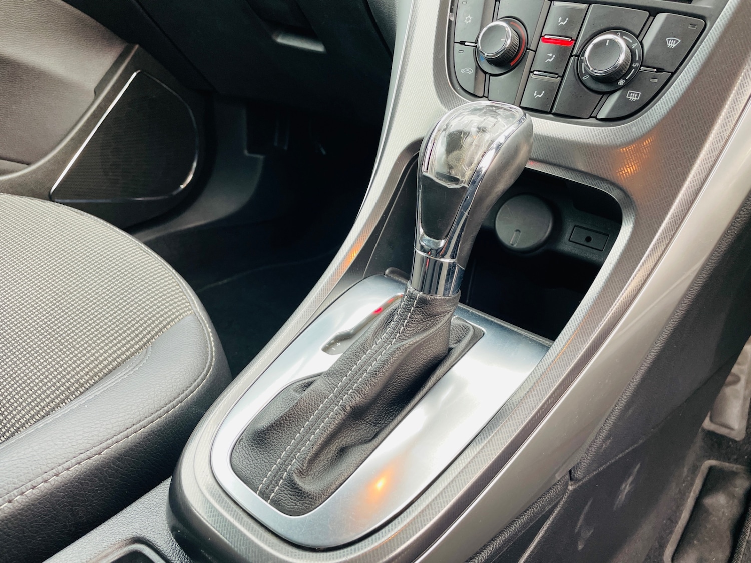 Used Vauxhall Astra 2011 for sale - 77001606: Photo 28