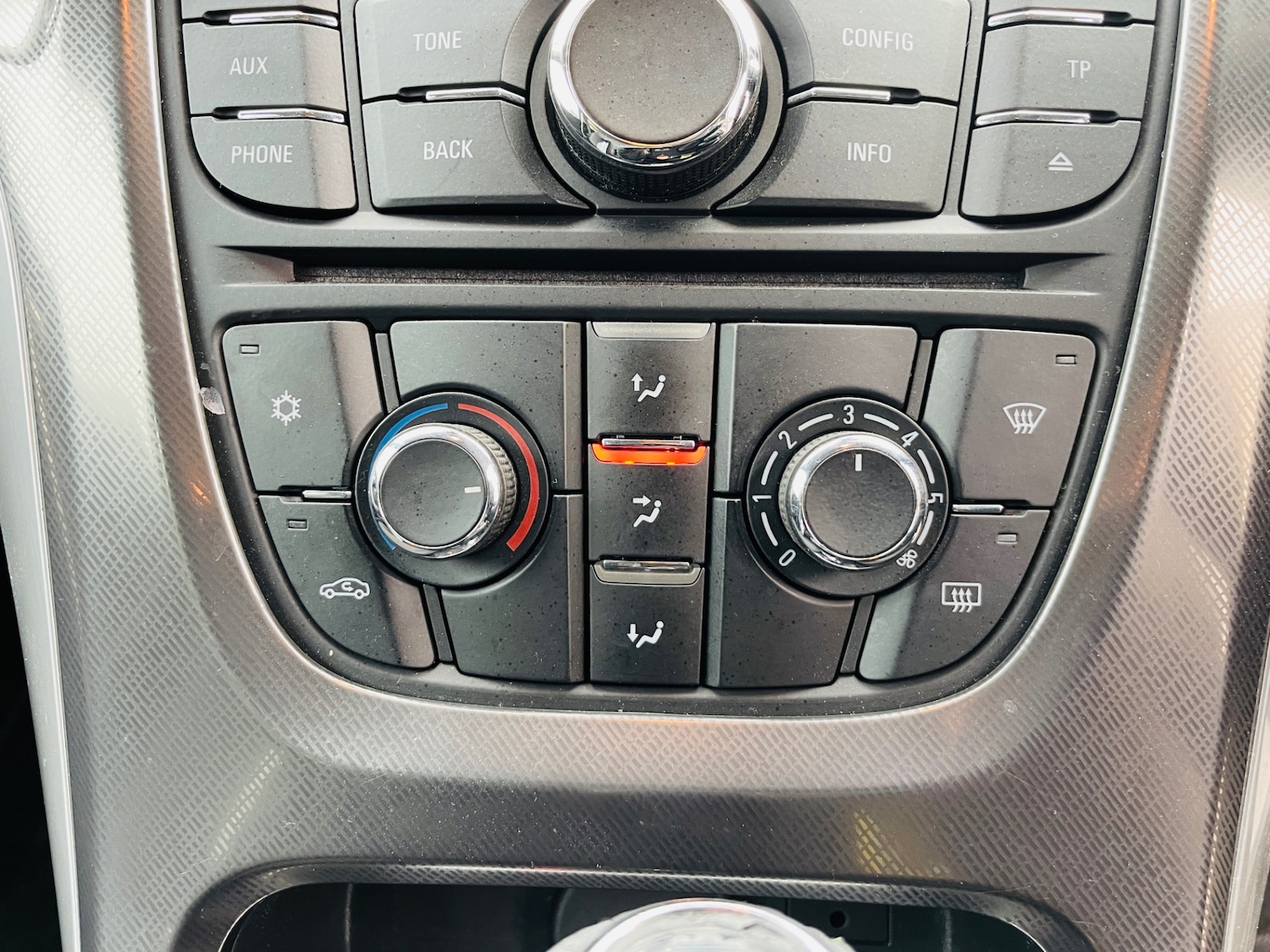 Used Vauxhall Astra 2011 for sale - 77001606: Photo 31