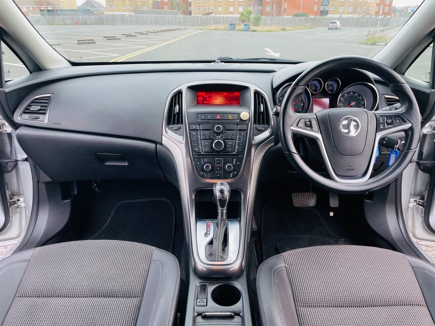 Used Vauxhall Astra 2011 for sale - 77001606: Photo 35